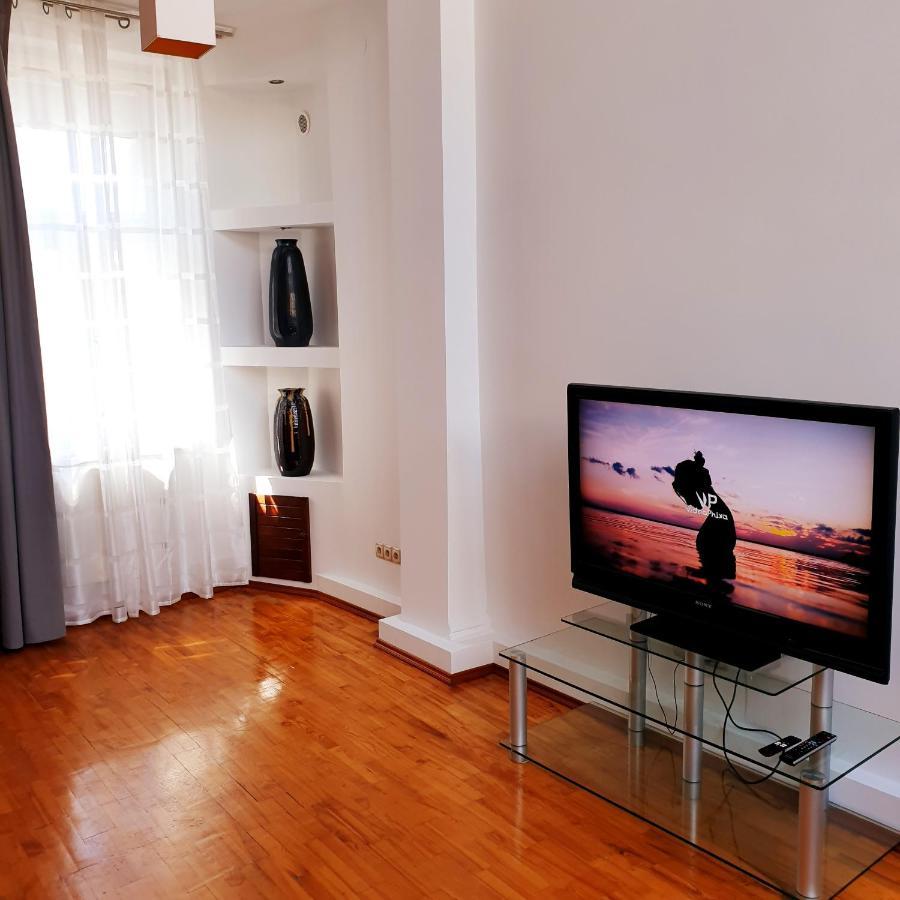 Centrum Lwowska Varşova Dış mekan fotoğraf