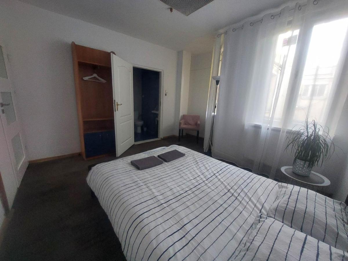 Centrum Lwowska Varşova Dış mekan fotoğraf